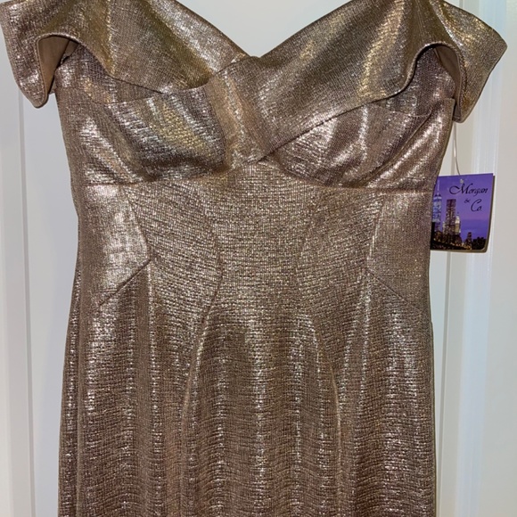 Formal dress - Picture 6 of 8